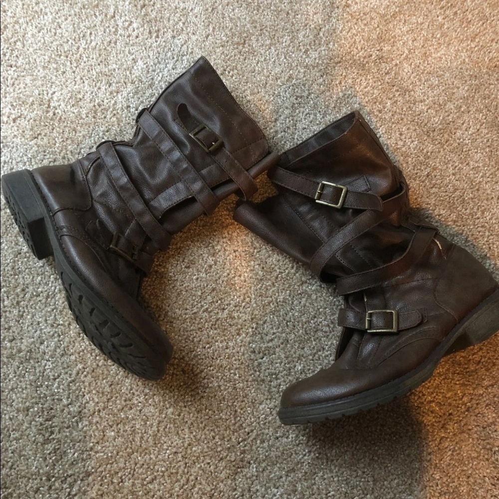 Brown boots